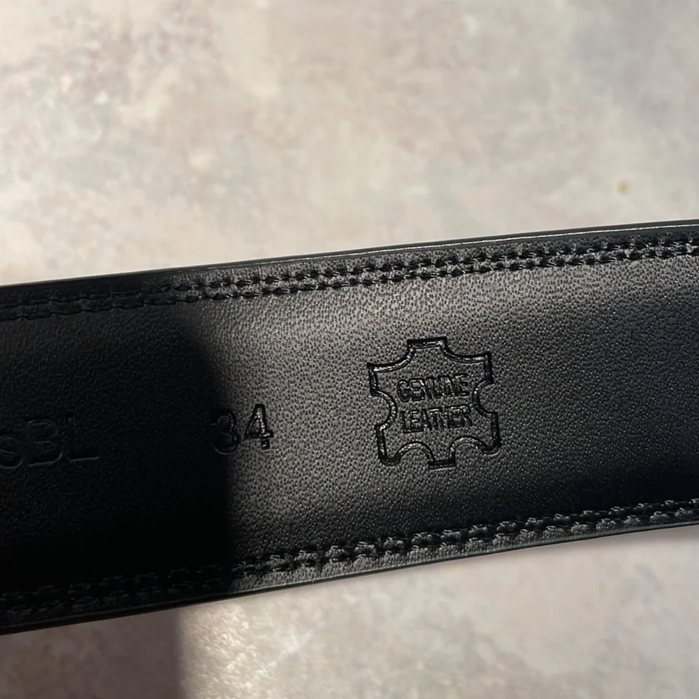 KM Legend black leather belt